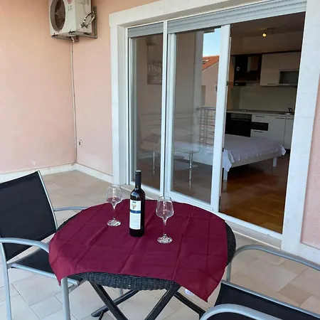 Luciana Apartment *