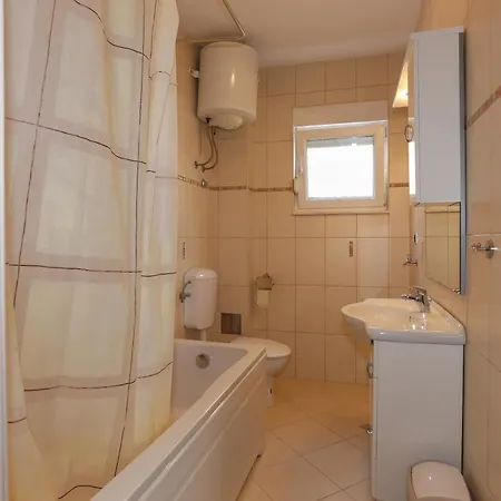 Luciana Apartamento *