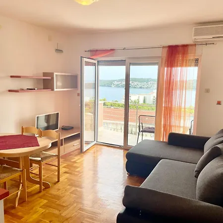 Luciana * تروغير